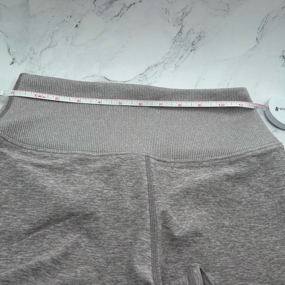 Alo Shorts Grey Brown M - Picture 6 of 8